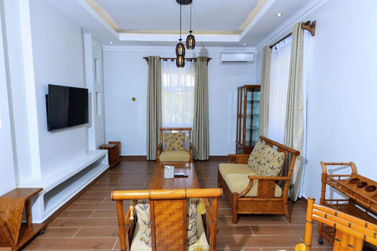 Vipingo Beach Resort Tezo ภายนอก รูปภาพ