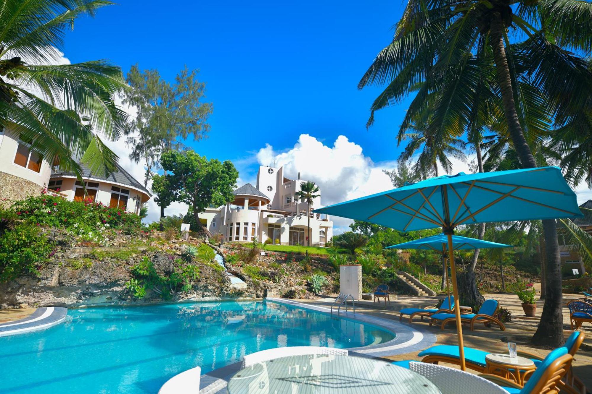 Vipingo Beach Resort Tezo ภายนอก รูปภาพ