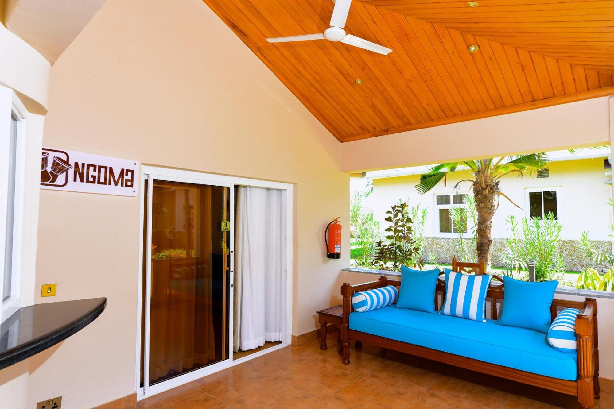 Vipingo Beach Resort Tezo ภายนอก รูปภาพ